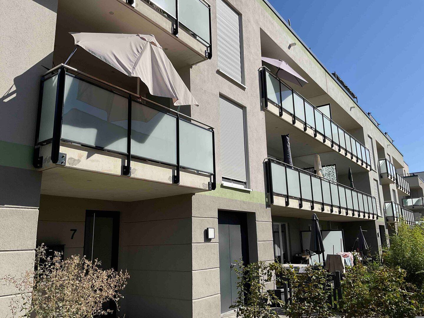 Neuwertige 3-Zimmer-Wohnung mit Balkon!, 60437 Frankfurt am Main