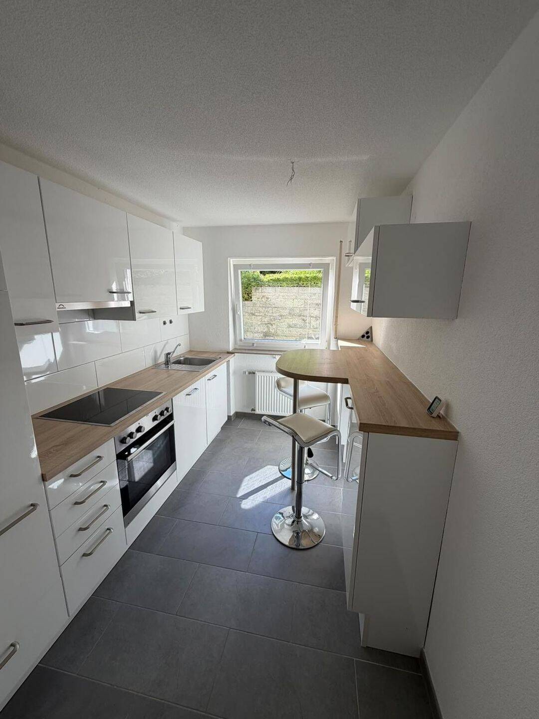 Moderne 3-Zimmer-Wohnung mit Balkon in Konstanz-Wallhausen, 78465 Konstanz