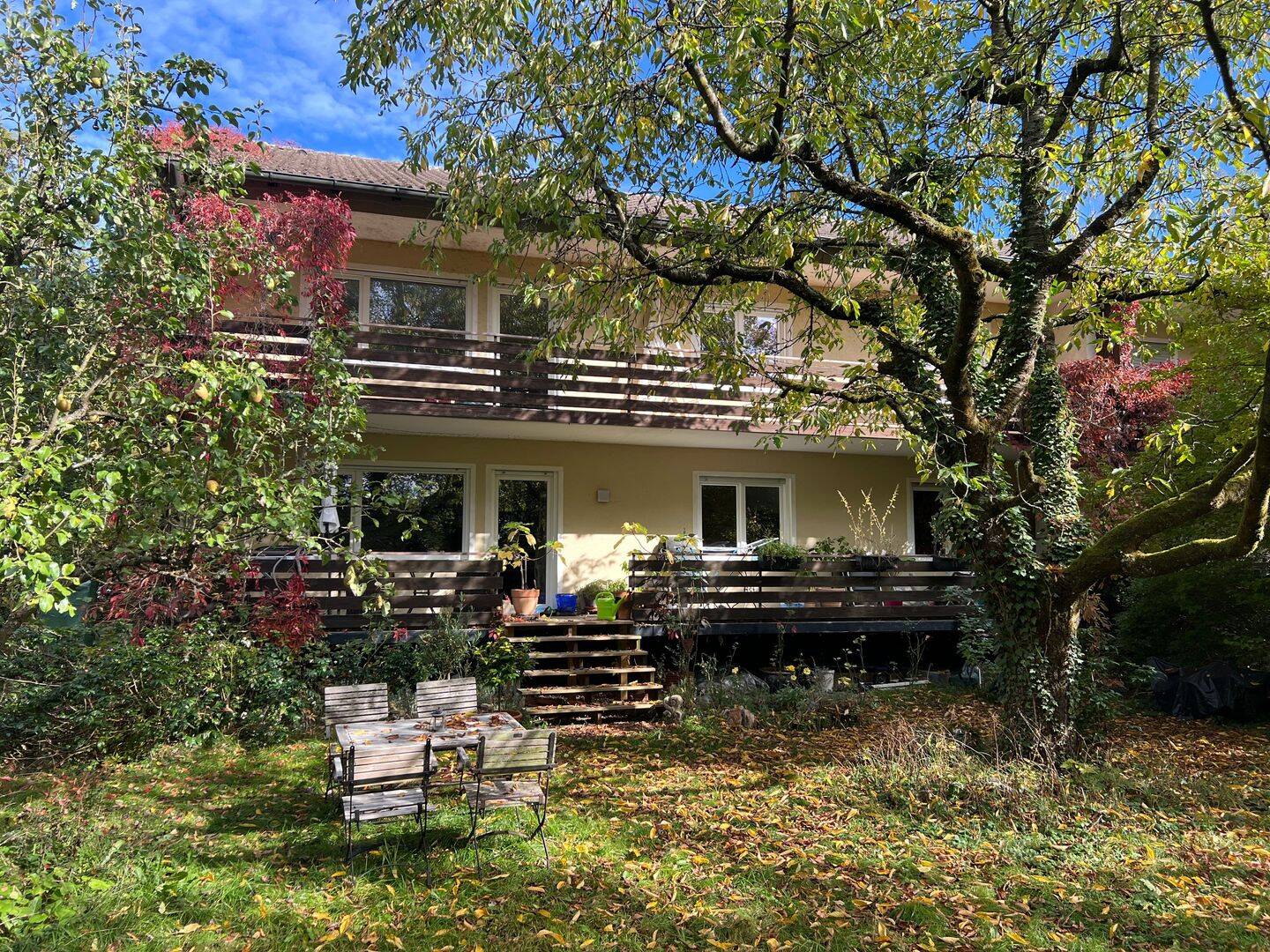 Geräumige, freundliche Wohnung mit großem Balkon in ruhiger bevorzugter Wohnlage in NM-Altenhof! Befristeter Mietvertrag (3 Jahre)., 92318 Neumarkt i.d. OPf.