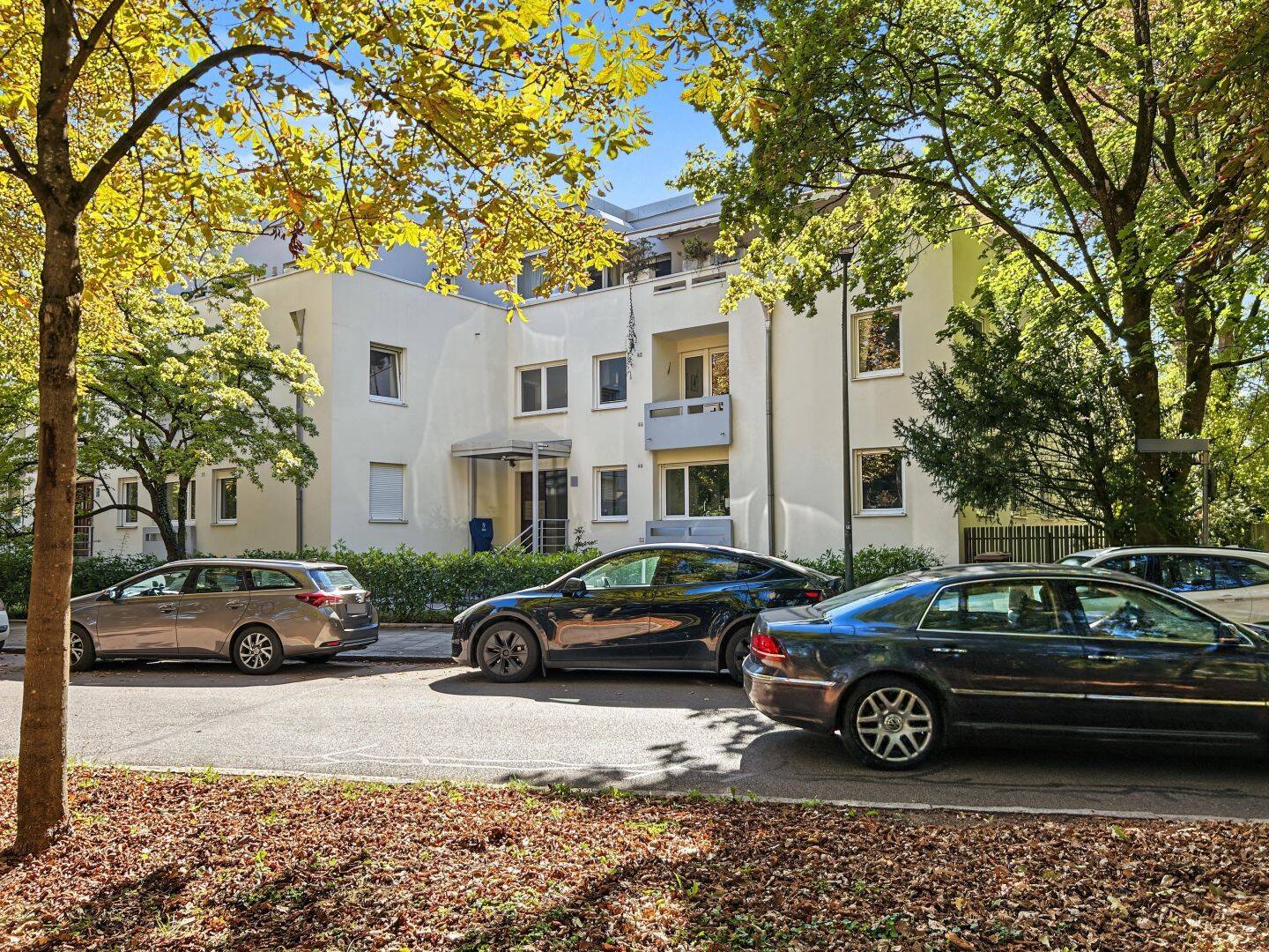 Seltene Gelegenheit am Pasing-Nymphenburger Kanal: 5-Zimmer-Wohnung in München-Obermenzing, 81245 München (Aubing-Lochhausen-Langwied Pasing-Obermenzing)