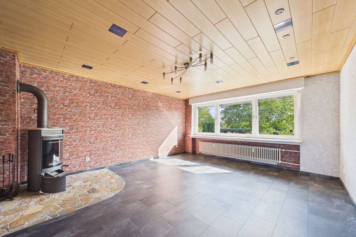 Großzügige 4-Zimmer Etagenwohnung mit Kaminofen, Balkon und Garten, 46348 Raesfeld