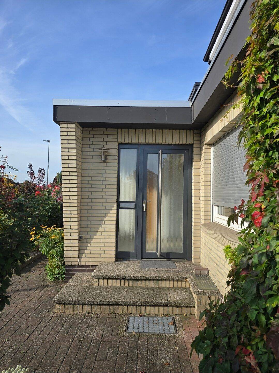Großzügiges 4-Zimmer-Haus mit Garten, Terrasse, Garage & Partyraum – 118 m² in Stockelsdorf, 23617 Stockelsdorf
