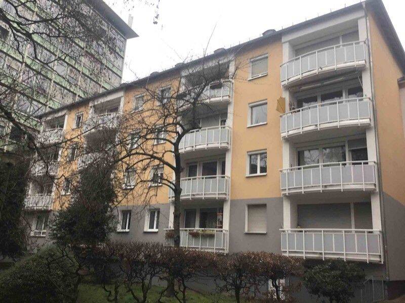 Saniert: zentrale 2-Zimmerwohnung im Erdgeschoss mit Balkon, 60311 Frankfurt am Main (Altstadt Innenstadt)