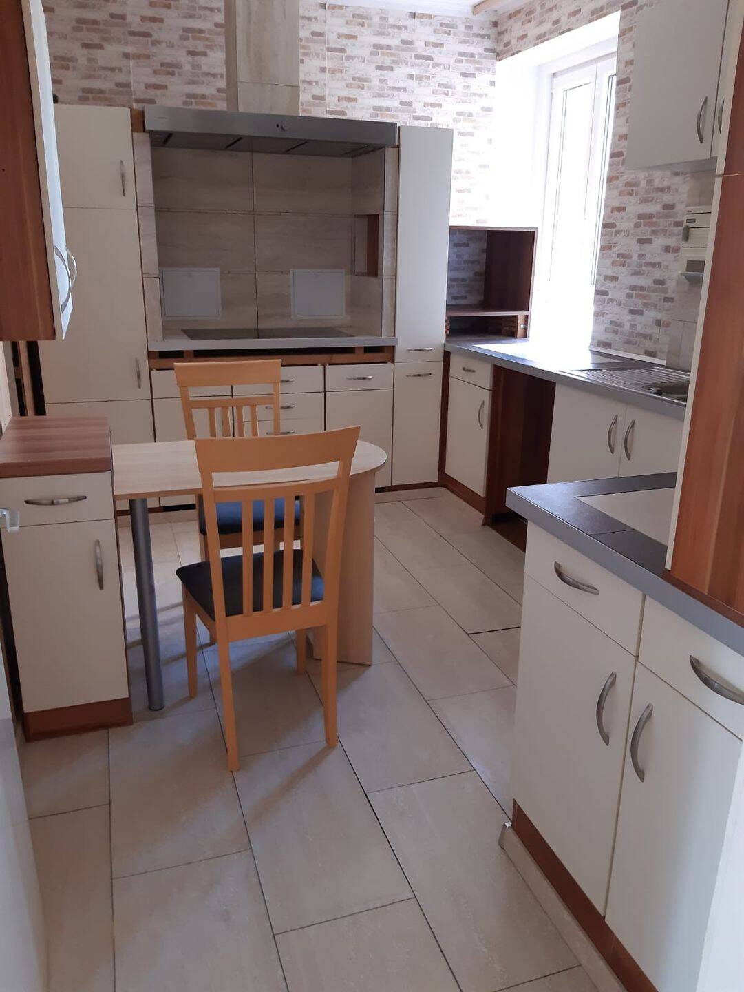 4 Zimmer Wohnung mit Einbauküche, 95326 Kulmbach
