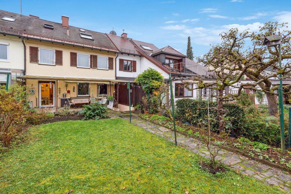 Reihenmittelhaus mit Renovierungsbedarf I Erbbaurecht bis 2051 I Sofortbezug, 81379 München (Sendling Sendling-Westpark Thalk. Obersendl.-Forsten-Fürstenr.-Solln)