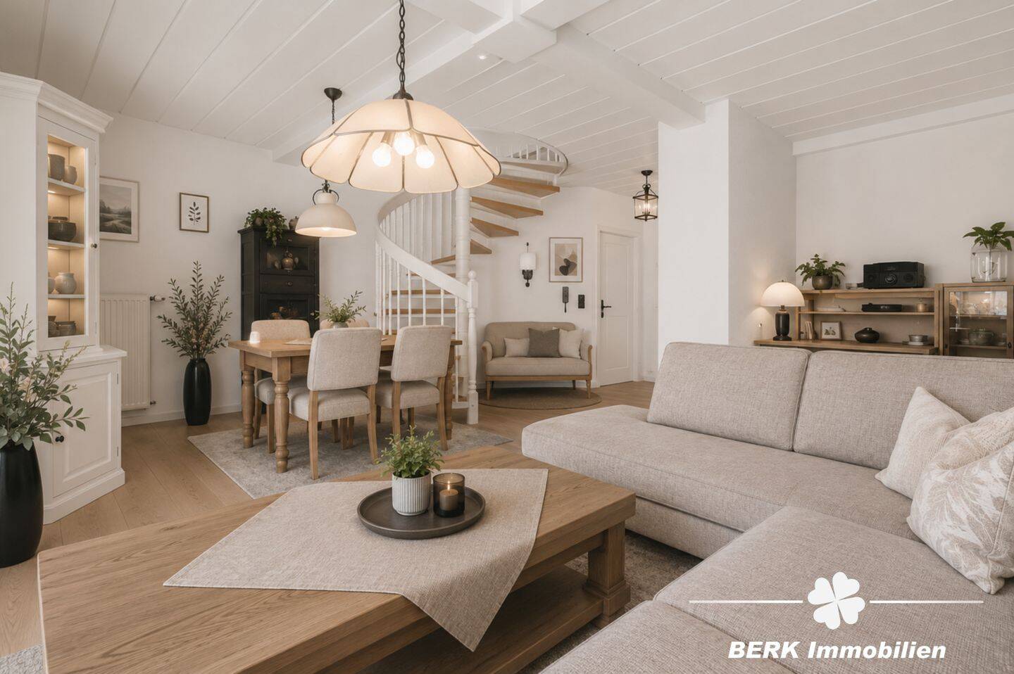 BERK Immobilien – Gepflegte 4-Zi. ETW inkl. Garten und Stellplatz – Ideale Alternative zum Haus!, 63811 Stockstadt a. Main