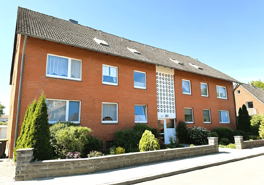 Gepflegte 2,5-Zimmer-Wohnung mit Einbauküche und Kellerraum, 21391 Reppenstedt