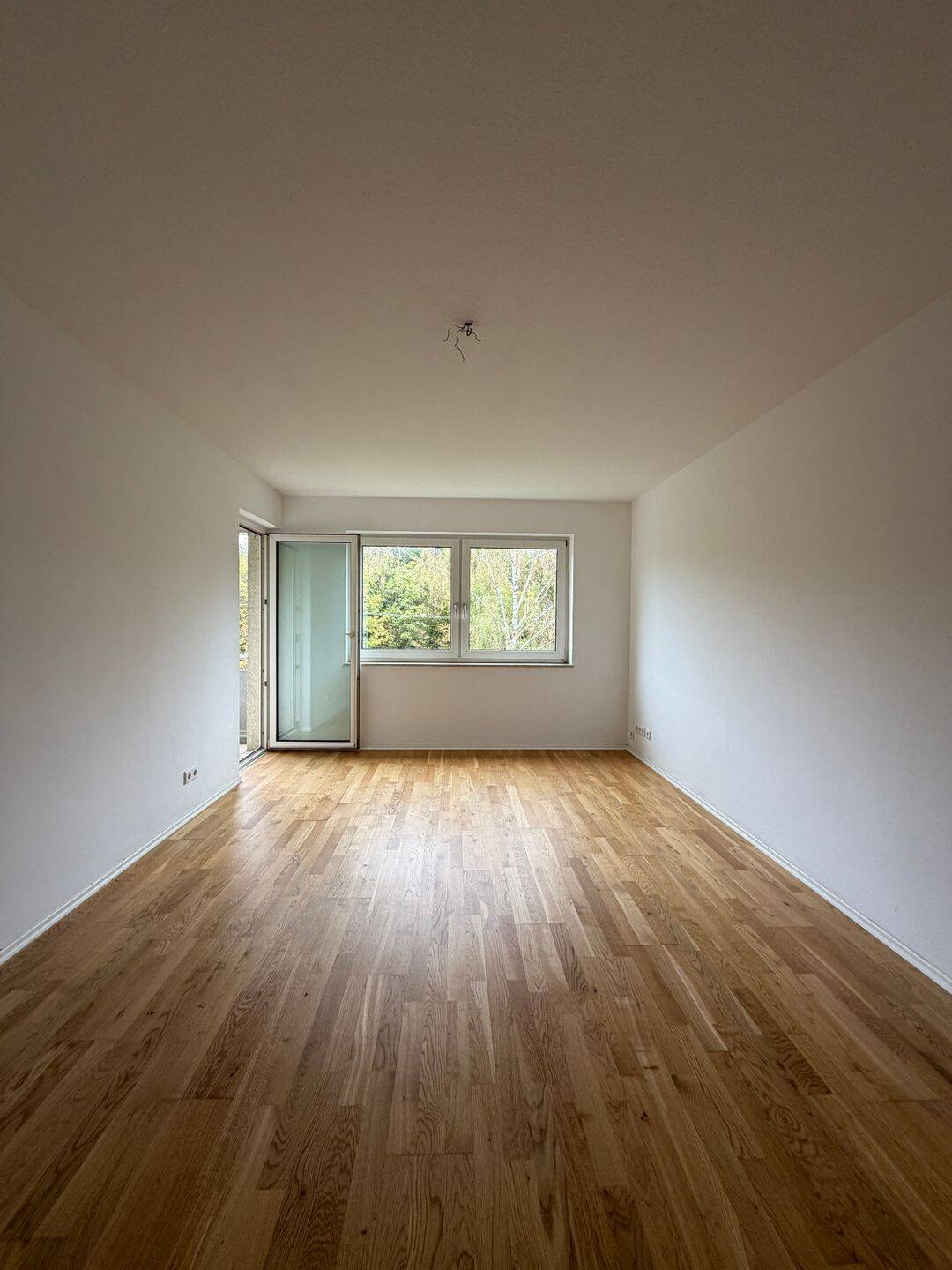 Großzügige Wohnung mit zwei Balkonen in Laufamholz, 90482 Nürnberg (Freiland Laufamholz Mögeldorf Rehhof Unterbürg)