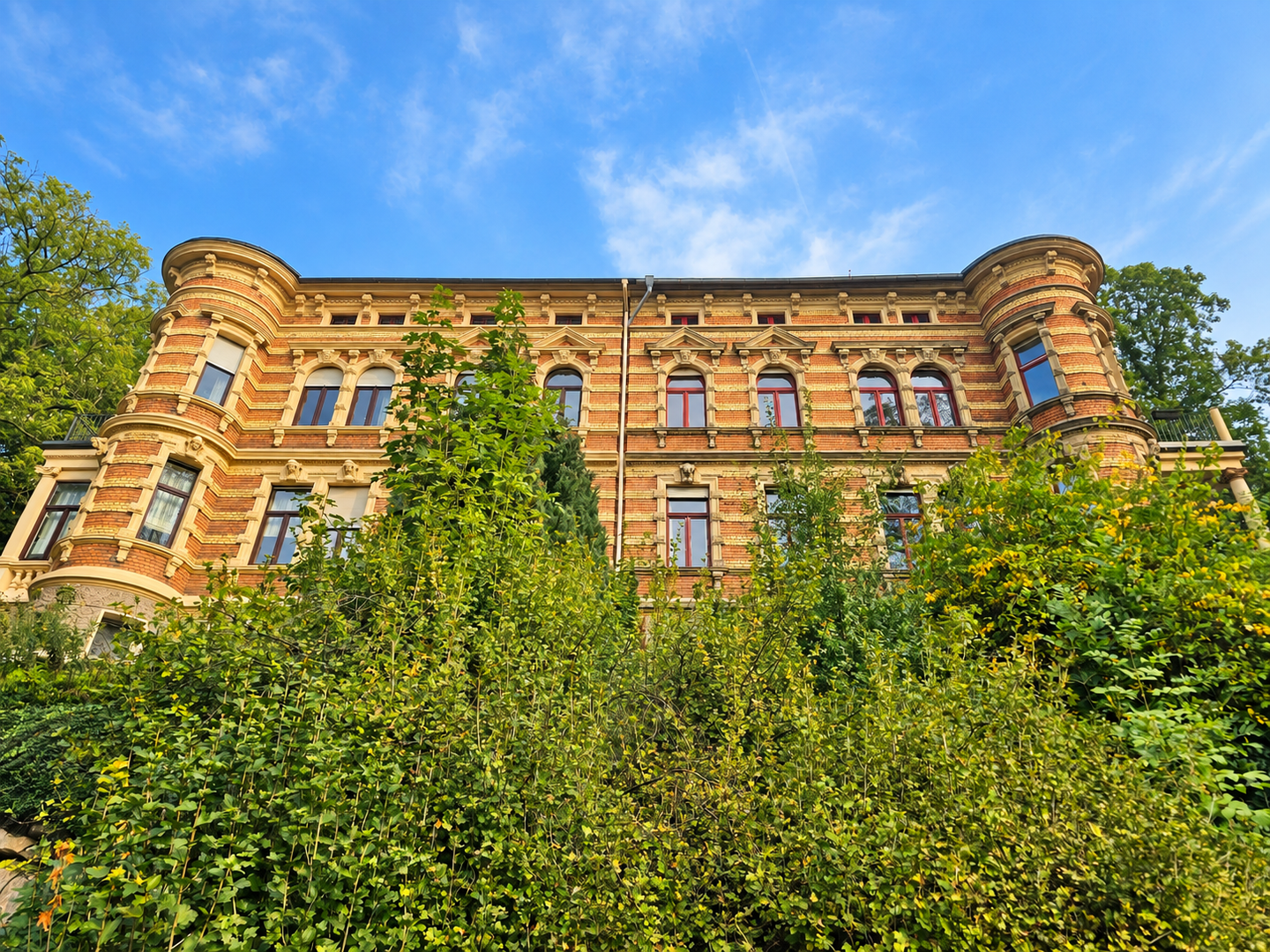 Wohnen im ‚Baar-Schlößchen‘: Großzügige 3-Zimmer-Wohnung in Iserlohn, 58636 Iserlohn