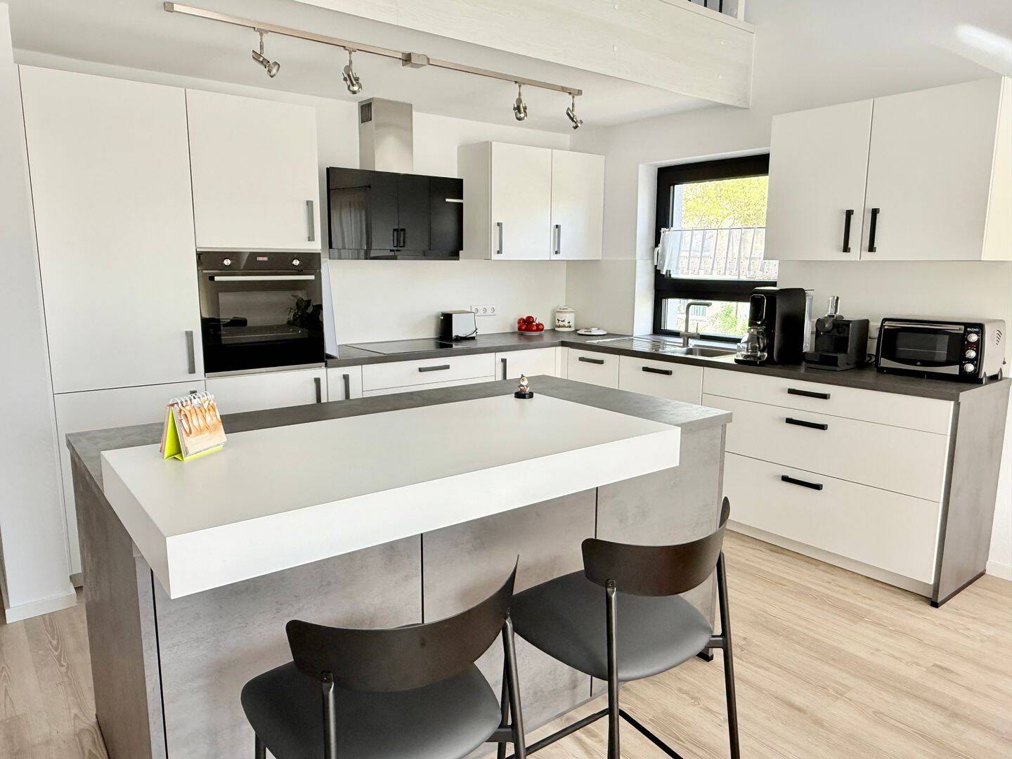 Neuwertige 4-Zimmer-Maisonettewohnung mit Balkon und Aufzug in Emmendingen-Mundingen, 79312 Emmendingen