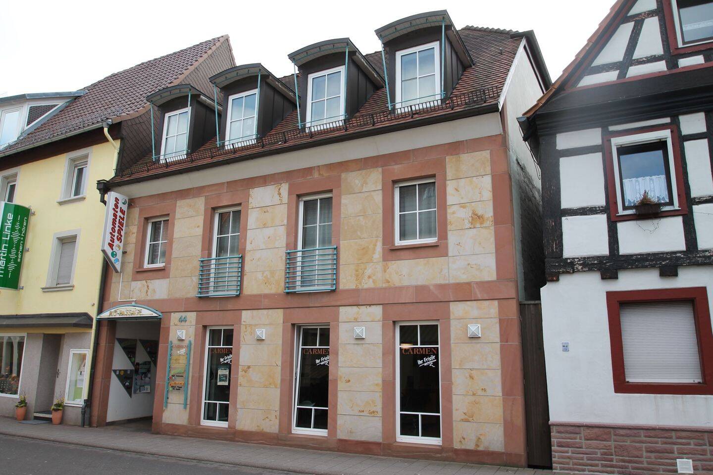 2,5-Zimmer – Helle Maisonette-Wohnung mit Galerie in zentraler Lage v Bad Bergzabern inkl. Multi-Split Klimaanlage, 76887 Bad Bergzabern