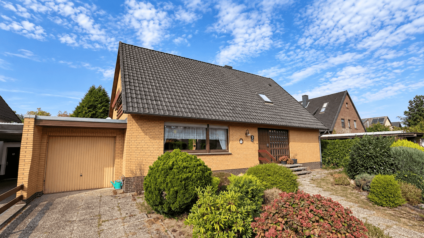 Großzügiges Einfamilienhaus auf 1.327 m² Grundstück – viel Platz und Potenzial in Borstel, 27246 Borstel