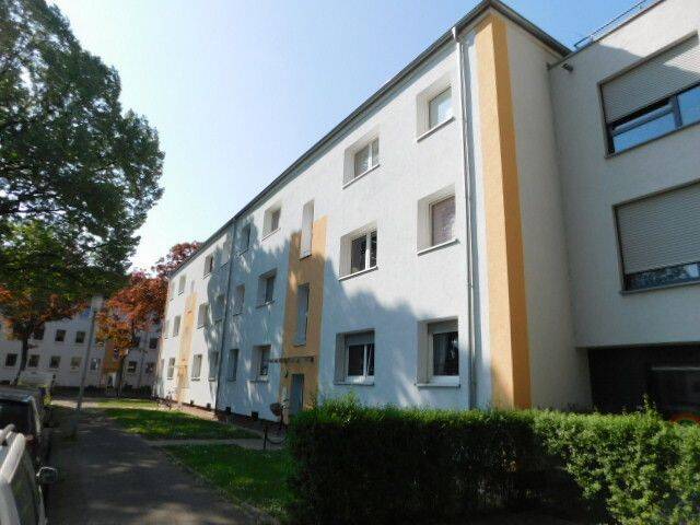 ***Top sanierte 3-Zimmer-Erdgeschosswohnung mit Balkon in ruhiger Lage***, 47829 Krefeld (Gartenstadt Uerdingen)