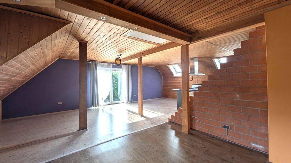 Stilvoll modernisierte 3 Zimmer Wohnung Arberg, 91722 Arberg