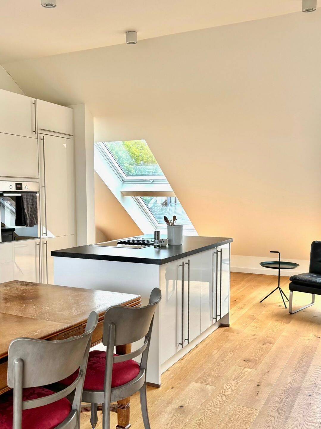 Moderne 2-Zimmer-Wohnung mit großer Terrasse in Altbremer-Haus im Ostertor, 28203 Bremen (Fesenfeld Ostertor Steintor)