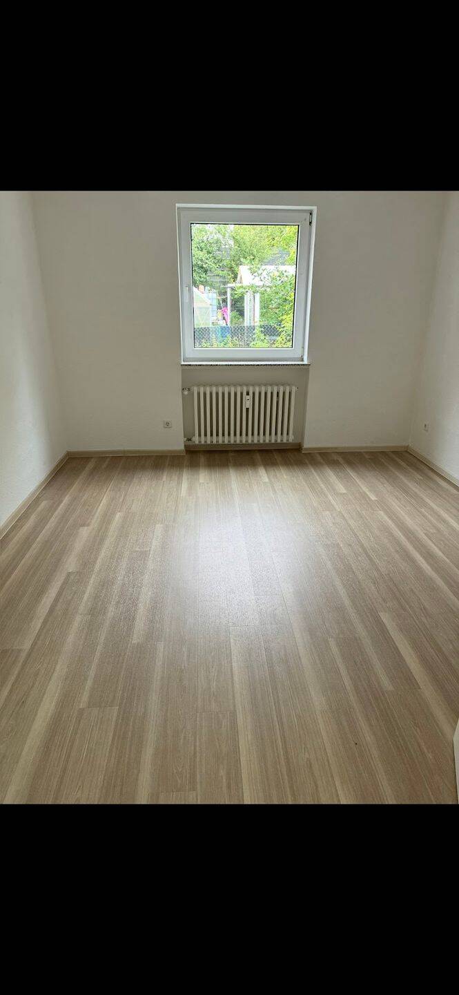3-Zimmer-Wohnung in Breidenbach mit Platz für eigene Ideen, 35236 Breidenbach