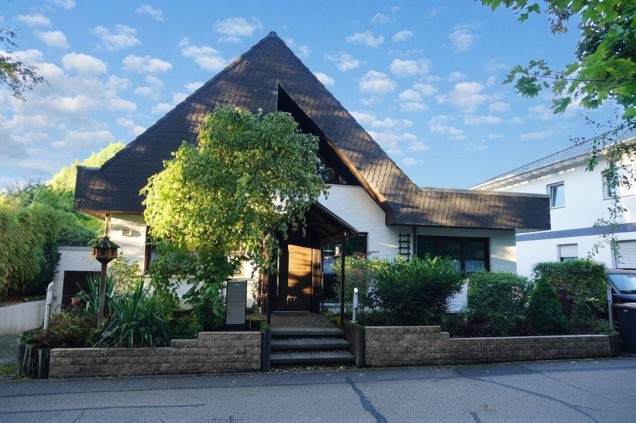 modernes freistehendes Arichtektenhaus mit Einliegerwohnung, 50171 Kerpen