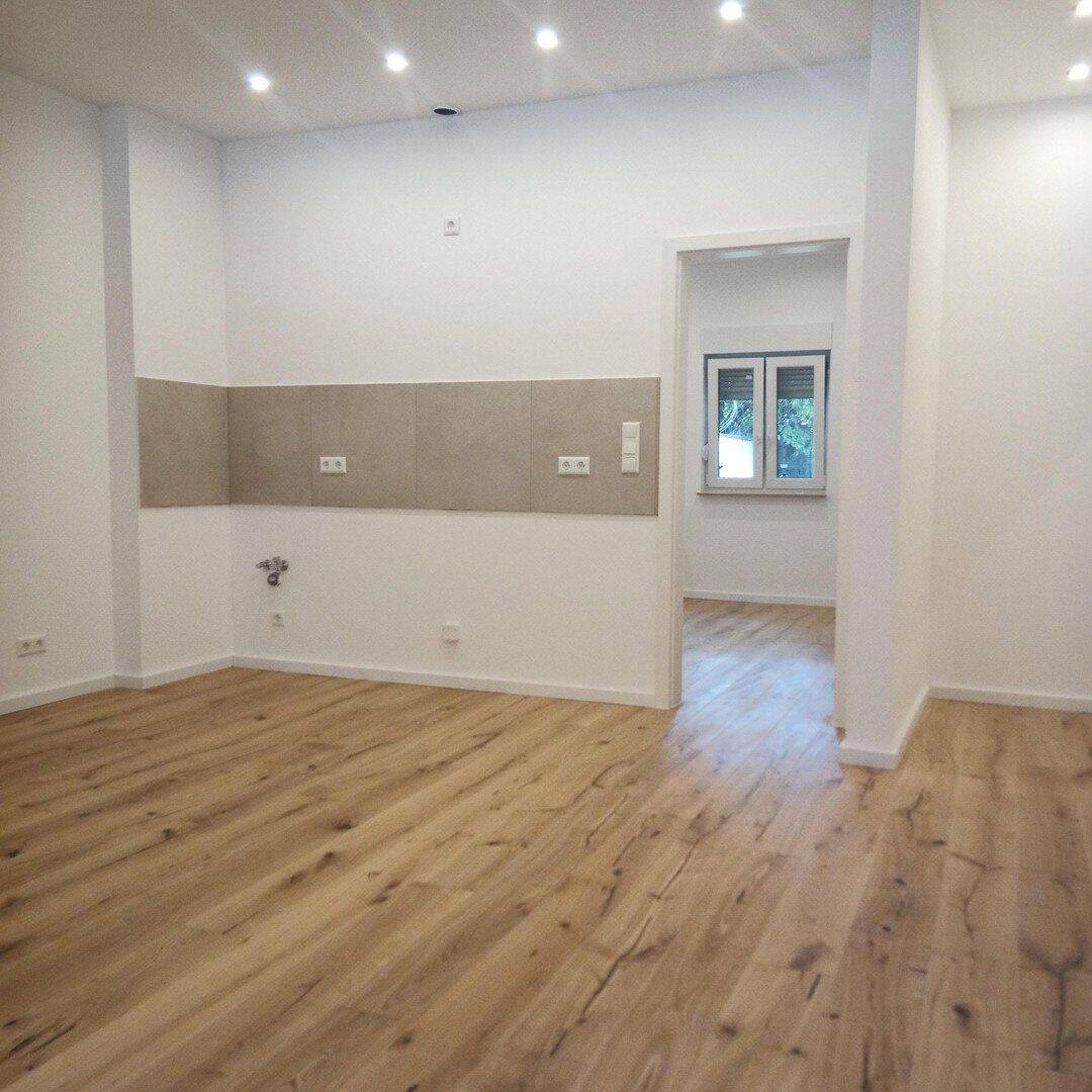++TOP sanierte 2 ZKB++Duschbad++Parkett++, 67063 Ludwigshafen am Rhein (Friesenheim/Nord)