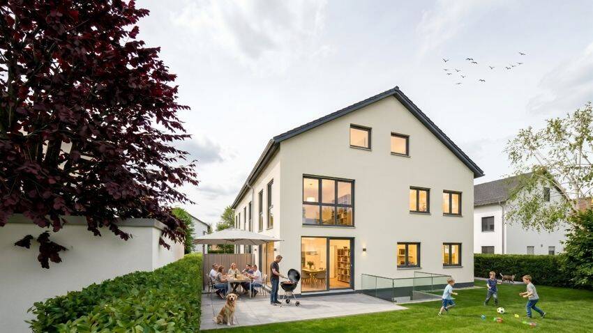 Großzügiges Reihenendhaus in ruhiger Lage mit Süd- Ostterrasse, 81477 München (Thalk. Obersendl.-Forsten-Fürstenr.-Solln)
