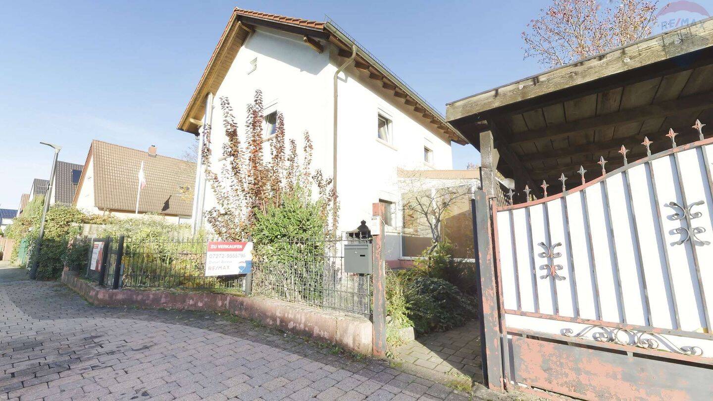 Preissenkung Leben & Vermieten – Viel Platz für Ihre Ideen! EFH mit ELW renovierungsbedürftig, 76865 Insheim