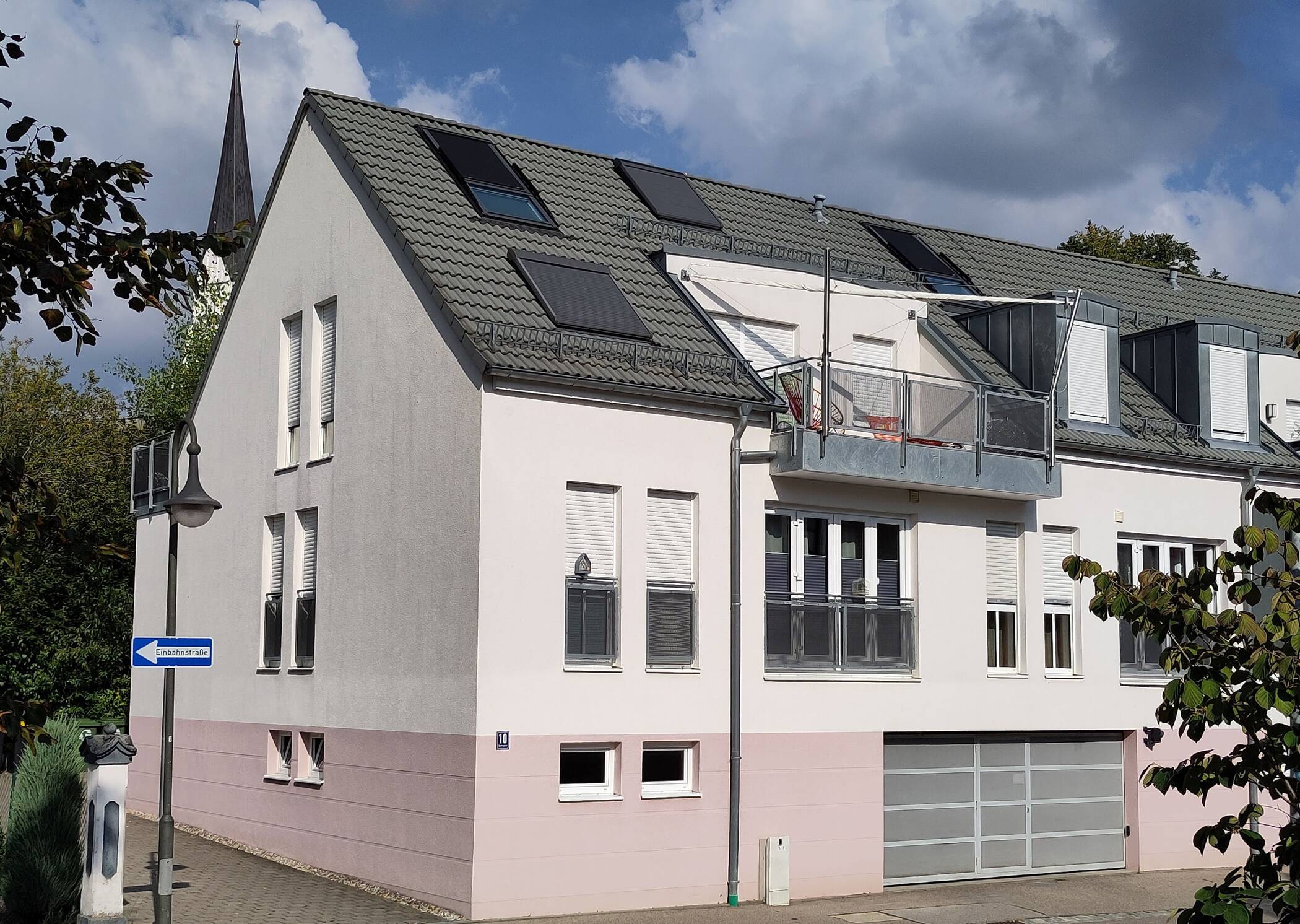 Schöne 3,5-Zimmer-Wohnung mit Loggia und Garagenstellplatz in zentraler Lage, 85276 Pfaffenhofen a.d. Ilm