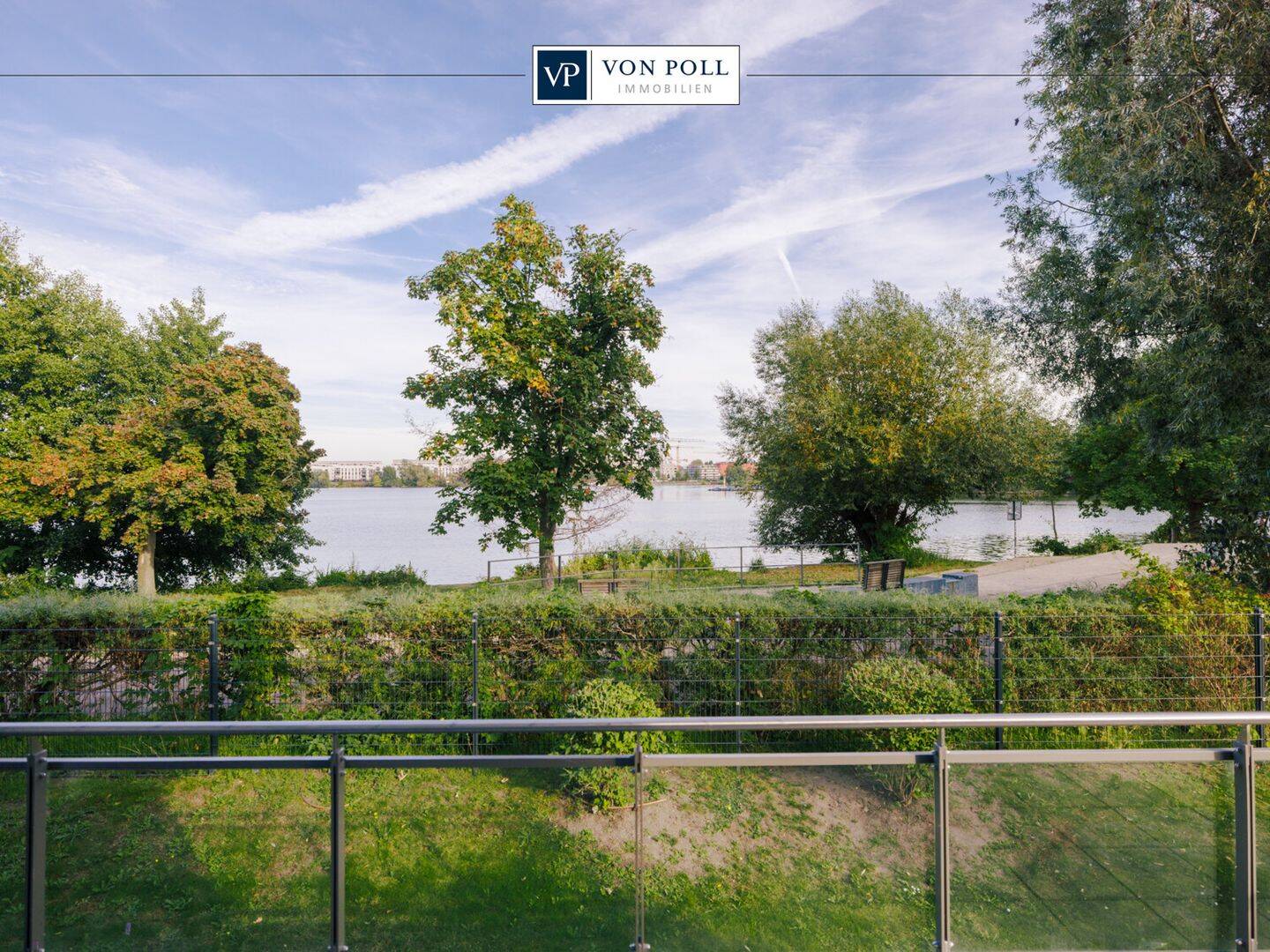 Leben am Wasser: Neuwertige Erdgeschosswohnung mit Havelblick, 13587 Berlin (Spandau Hakenfelde Kolonie Wannseeaten Siedl. Wohnsiedlung Hakenfelde)