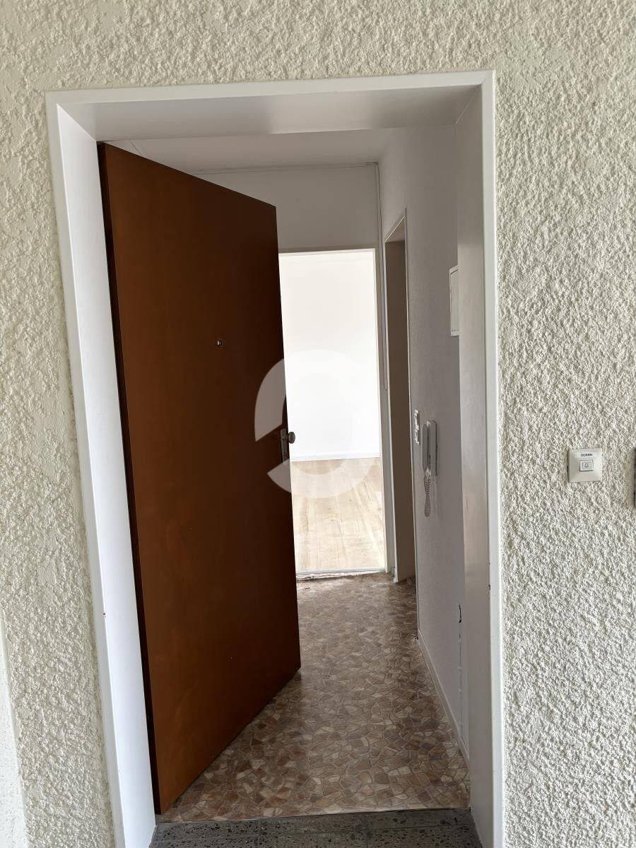 Renovierte 1-Zi. Whg. mit Balkon, Küche & Parkplatz in Vaihingen, 70563 Stuttgart (Vaihingen)