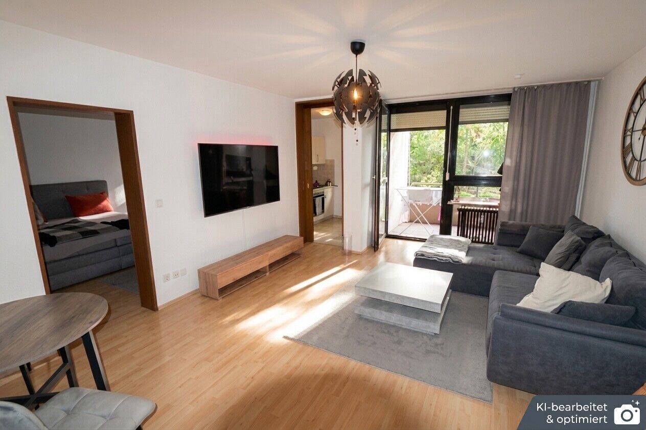Gut geschnittene 2-Zimmer-Wohnung mit Balkon und Stellplatz im Hahnweg, 96450 Coburg