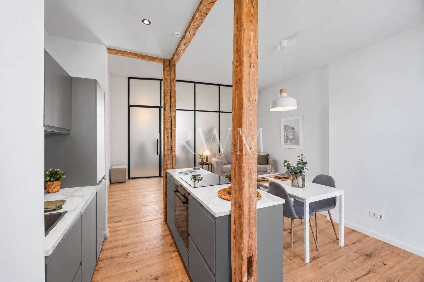 ERSTBEZUG NACH KERNSANIERUNG – Altbaucharme trifft moderne Wohnqualität auf 2 – 3 Zimmern in S-West, 70193 Stuttgart (Nord West)