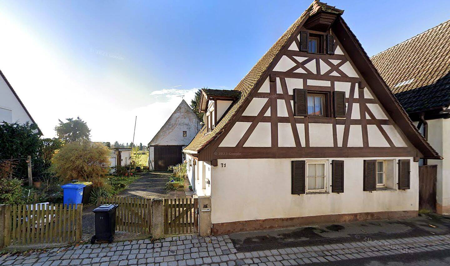 Grundstück mit Altbestand in Nürnberg- Almoshof, 90427 Nürnberg