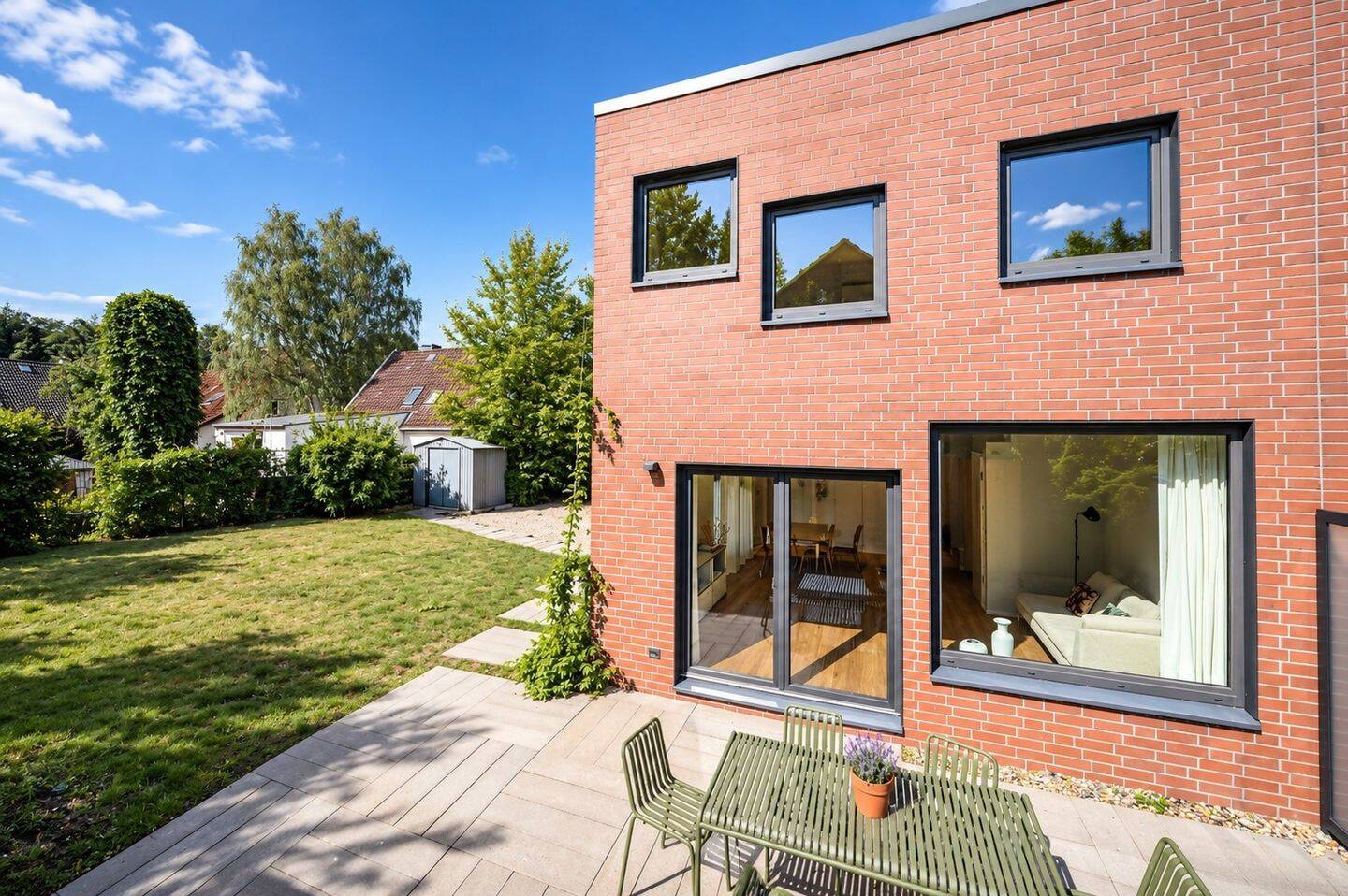 Neubau-Doppelhaus: Ca. 88 m² plus ca. 40 m² wohnlicher Nutzfl., 22589 Hamburg (Altona Blankenese Iserbrook Osdorf Sülldorf)