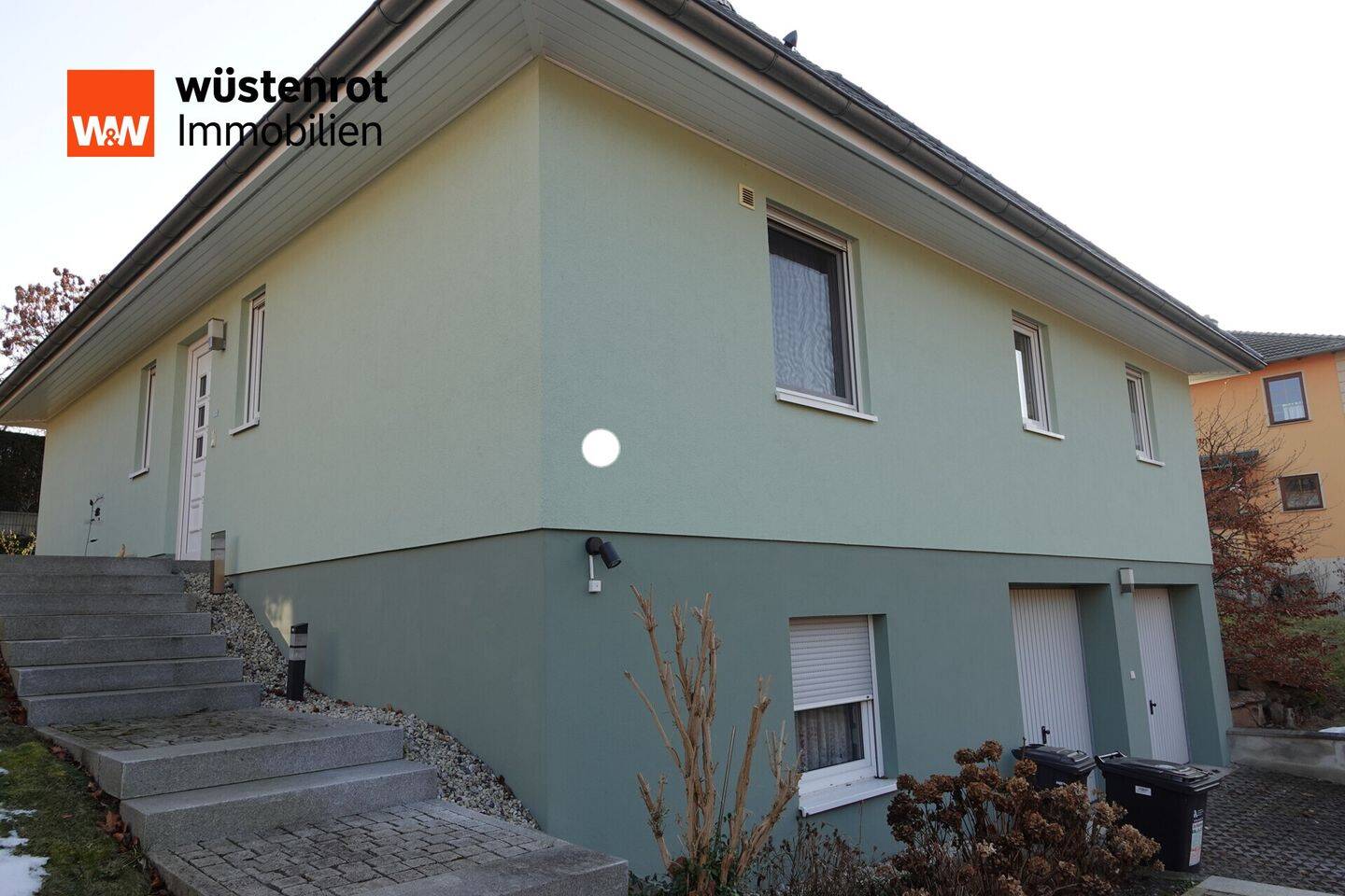 Ausbaureserve im Dachgeschoss – Gepflegter Bungalow mit hervorragenden Energiewerten, 1468 Moritzburg