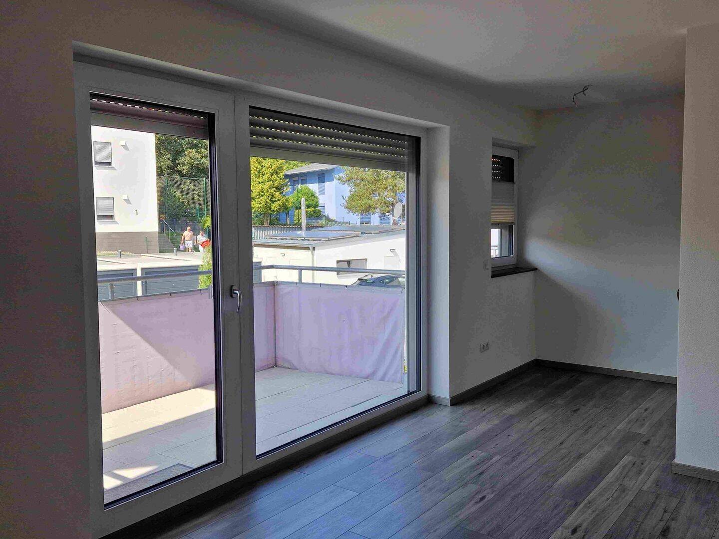Zentral gelegene 3-Zimmer Wohnung in gepflegtem Mehrfamilienhaus, 97250 Erlabrunn