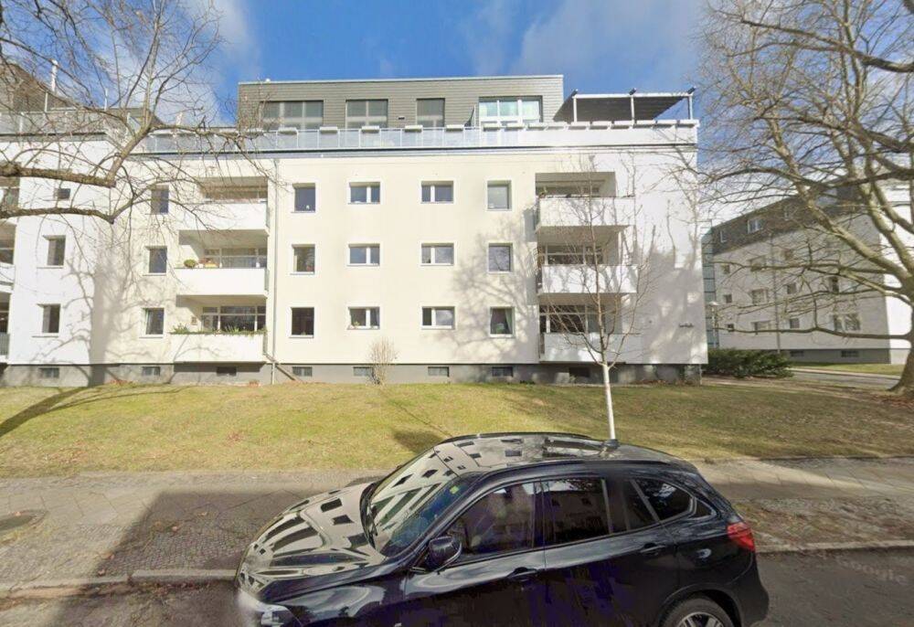 Exklusive 4-Zimmer-Wohnung-ca. 120 m² Wfl.,großer Südbalkon,2 eigene Stellplätze,im grünen Berlin-Dahlem, 14195 Berlin (Steglitz-Zehlendorf)