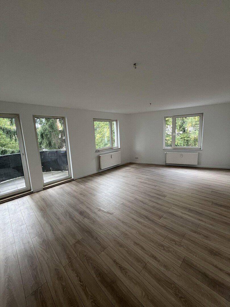 Helle 3-Zimmer Wohnung mit Balkon in Wuppertal – Nahe Nordbahntrasse, 42275 Wuppertal (Barmen)