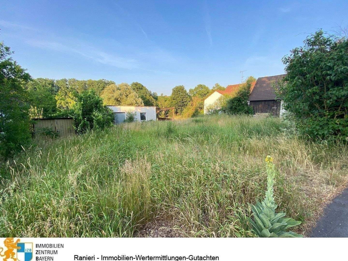 PROVISIONSFREI ! Großes Baugrundstück in Burgthann – Schwarzenbach, 90559 Burgthann