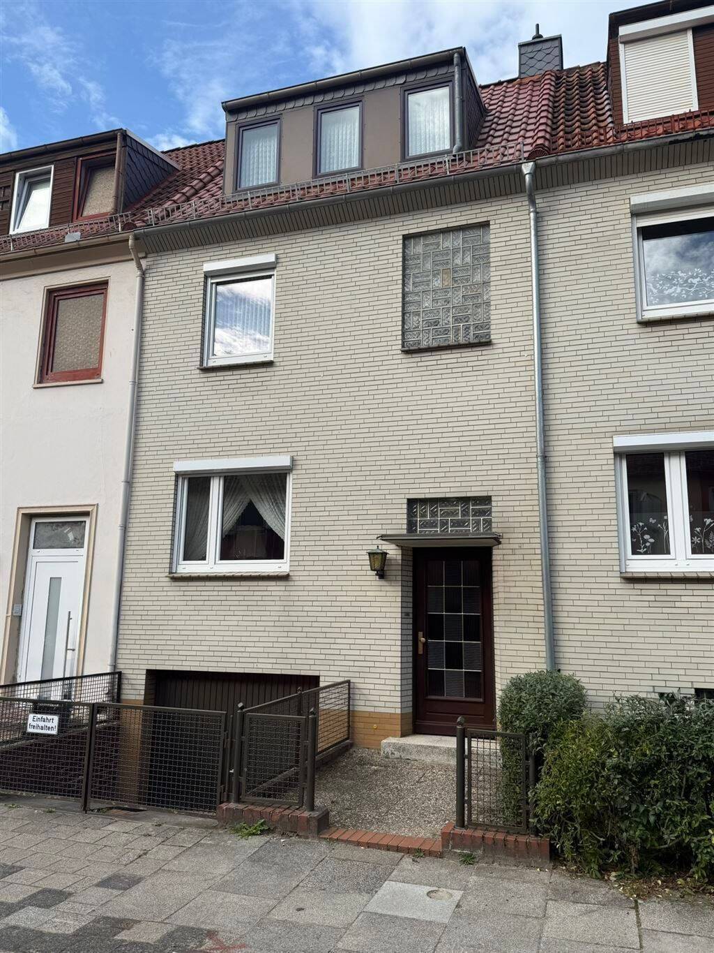 Gemütliches Reihenmittelhaus mit Balkonterrasse ruhig und zentral in Woltmershausen!, 28197 Bremen
