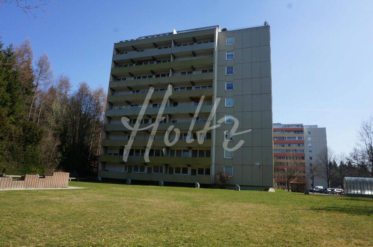 Großzügige 3-Zimmer-Wohnung mit Balkon und Fernsicht in Leutkirch … kurzfristig beziehbar !!, 88299 Leutkirch im Allgäu