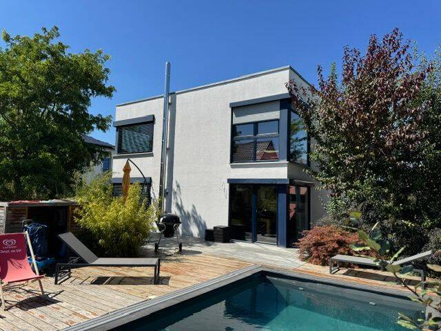 Wo Wohnen zum Urlaub wird – Einfamilienhaus mit traumhaftem Pool, 89347 Bubesheim