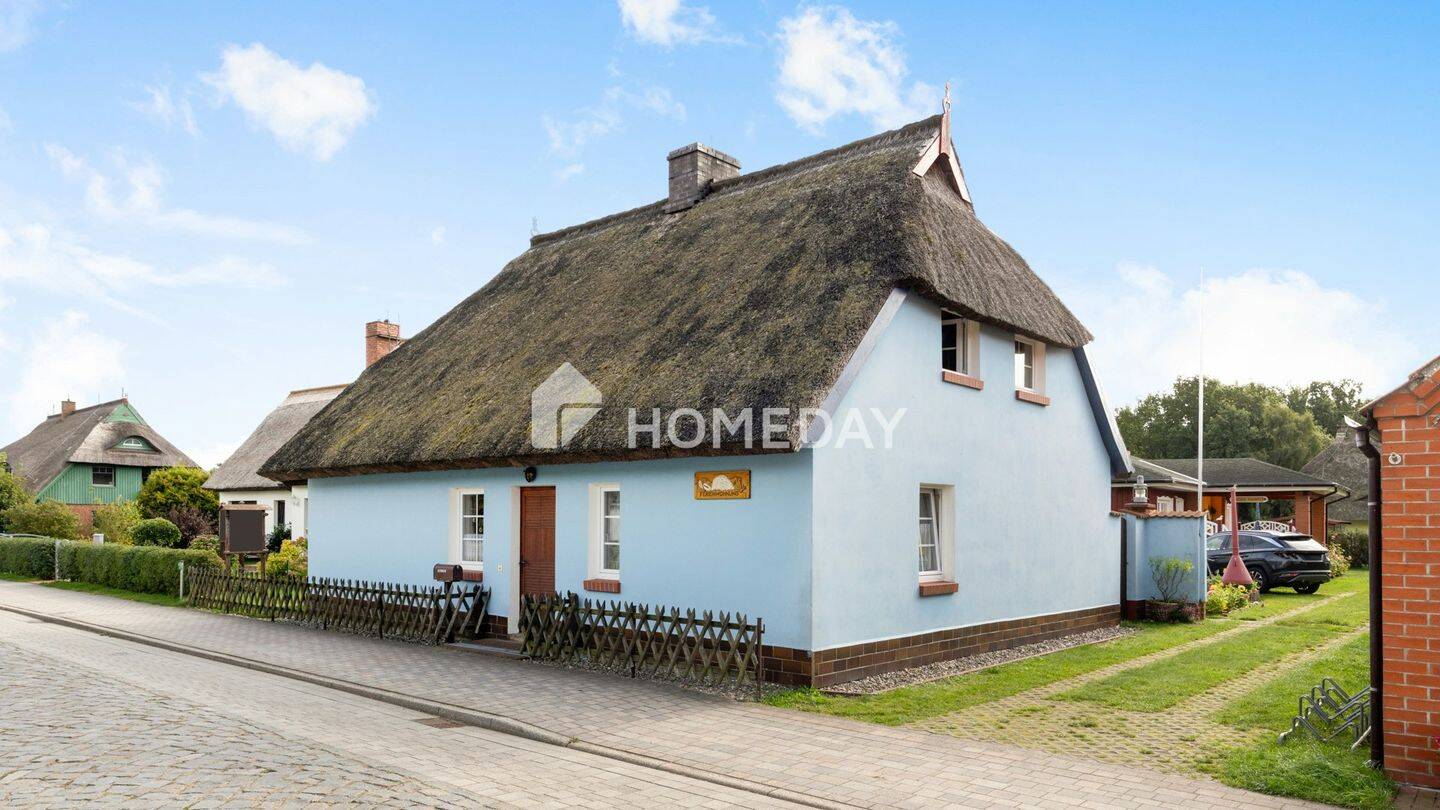 Gemeinsam leben, Freiraum genießen – drei Häuser voller Möglichkeiten, 18375 Born a. Darß