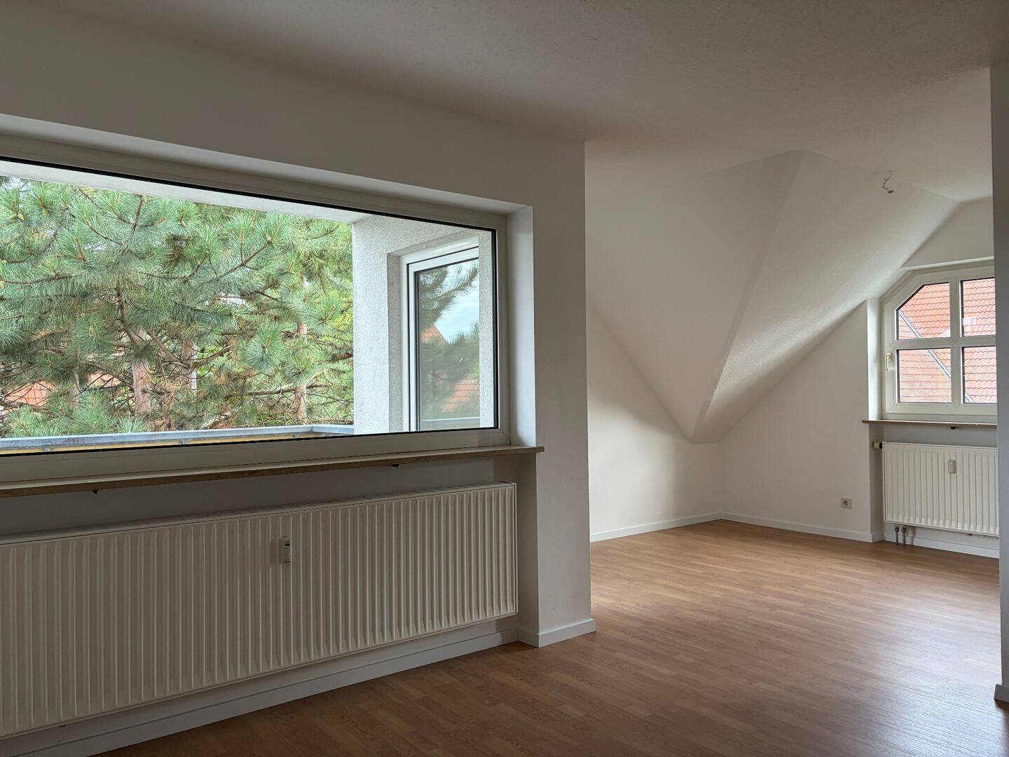 4 Zimmer-Dachgeschoss-Wohnung mit neuem Laminatboden!, 91301 Forchheim