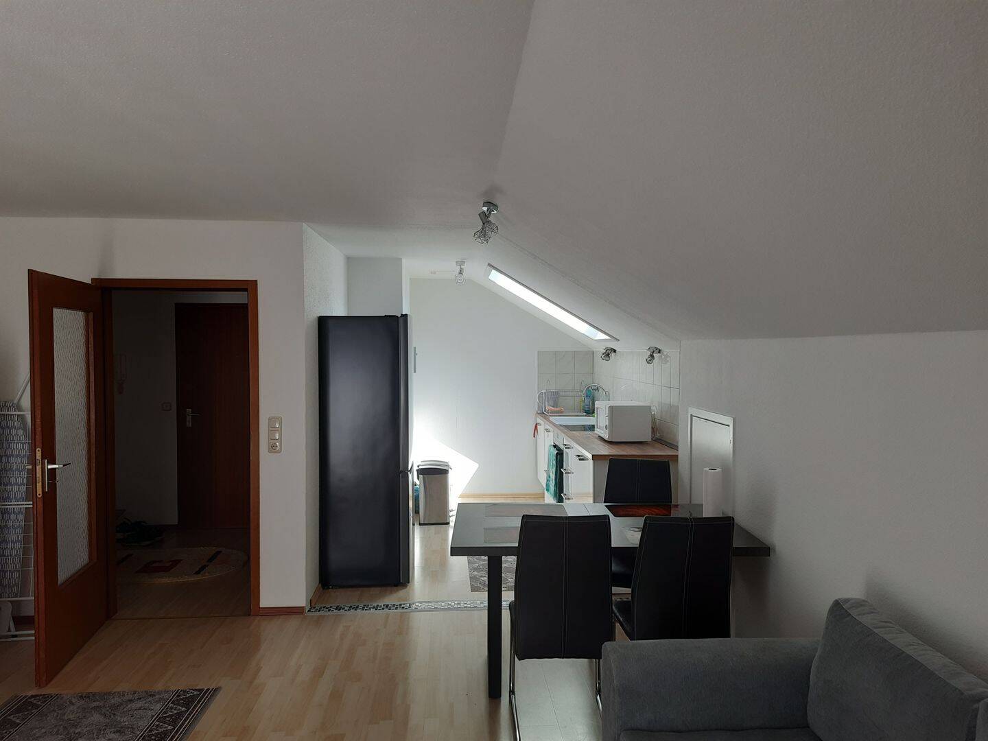 Helle, möblierte 2-Zimmer-Wohnung in Ismaning – ideal für TUM Garching, 85737 Ismaning