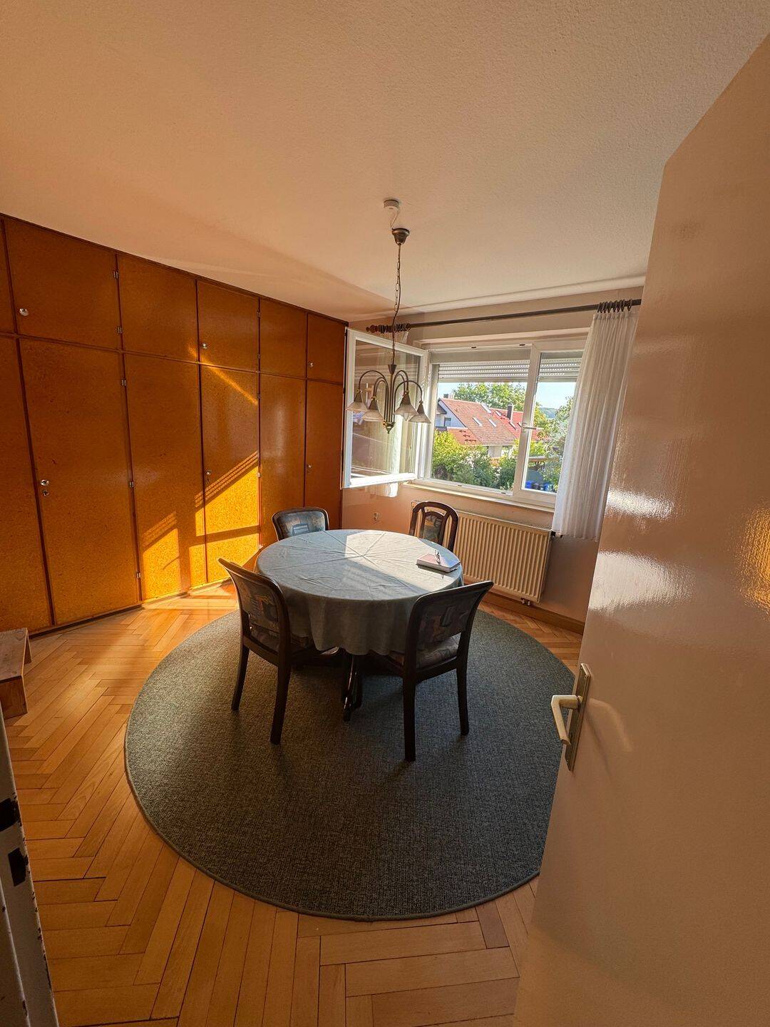 gepflegte 4 Zi.-Wohnung mit Terrasse in Gerbrunn, ruhige Lage, 97218 Gerbrunn
