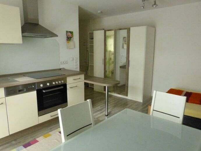 Gemütliches Möbliertes 1-Zimmer Apartment – Nicht nur auf Zeit – Nähe Bahnhof – Auch für Wochenendheimfahrer /Referendare usw., 91301 Forchheim