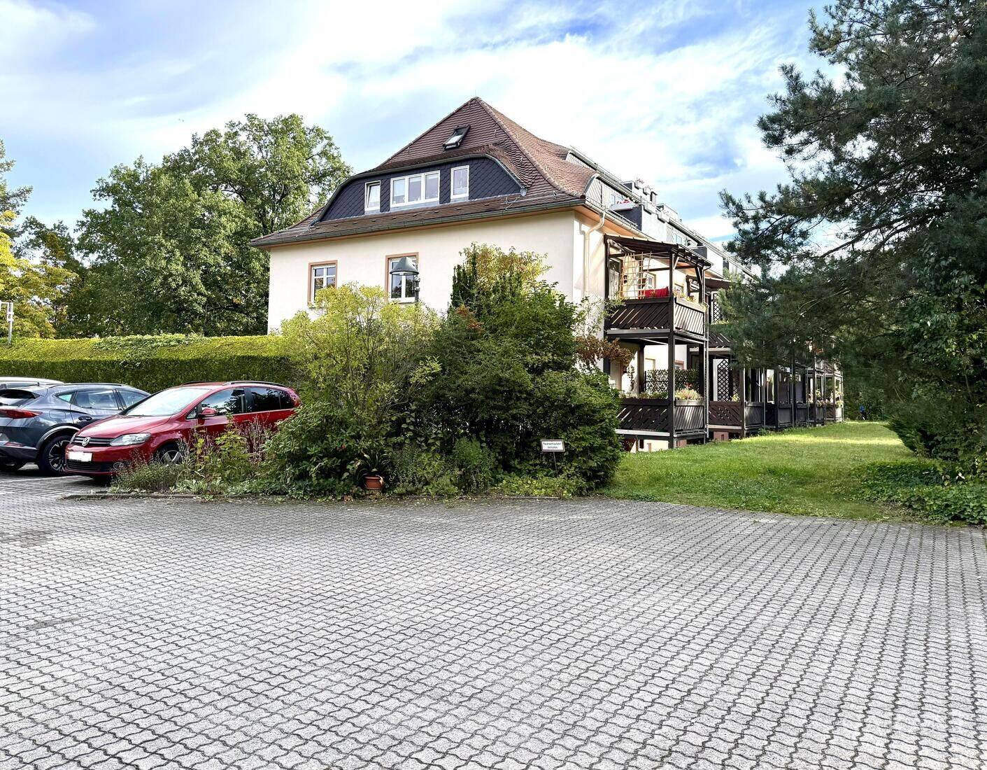 3 Zimmer-Maisonette-Wohnung mit zwei Balkonen, 4758 Oschatz