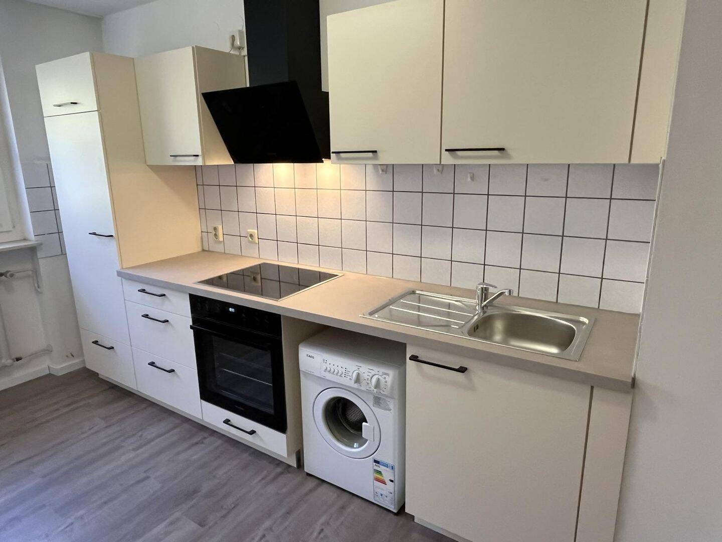 Freundliche und großzügige 2-Zimmer-Wohnung mit Balkon, 72250 Freudenstadt