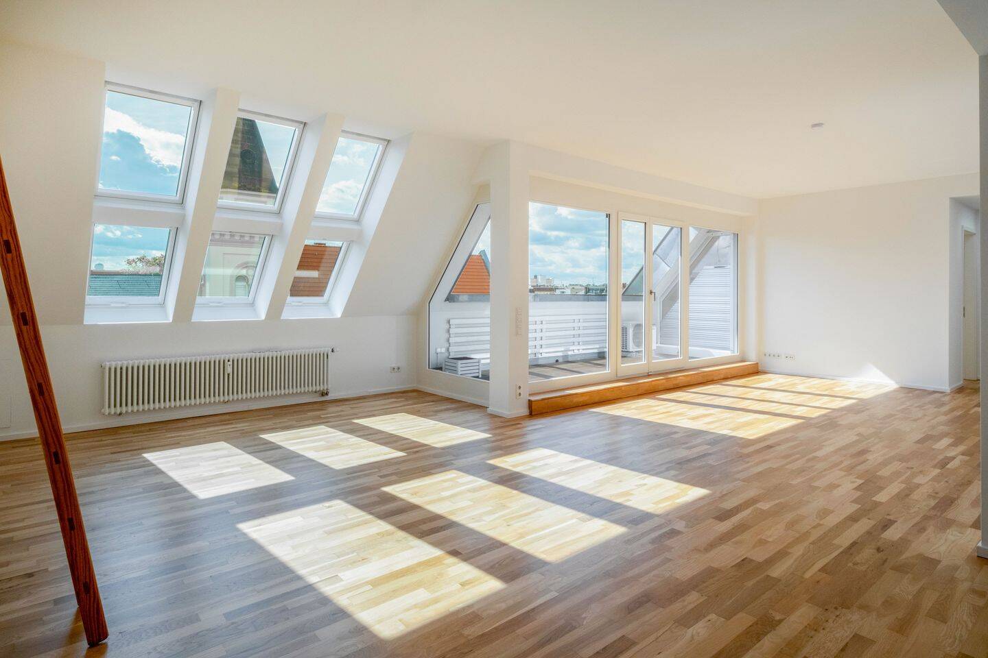 Penthouse mit zwei Dachterrassen, Kamin und Aufzug nahe dem Landwehrkanal, 10961 Berlin (Friedrichshain-Kreuzberg Kreuzberg)
