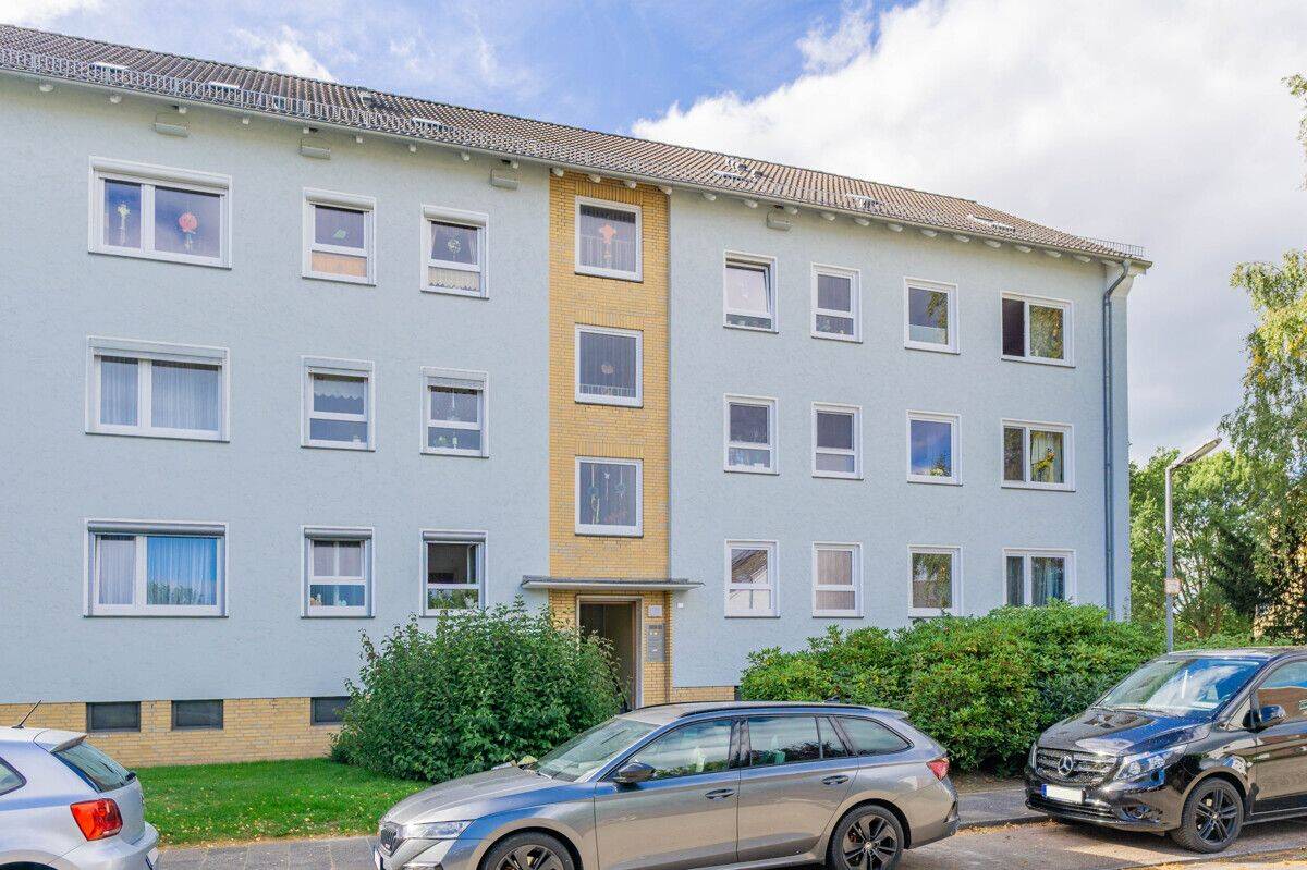 PURNHAGEN-IMMOBILIEN – Bremen-Aumund, 1-Zimmer-Wohnung mit Balkon in guter u. zentraler Wohnlage!, 28755 Bremen (Aumund-Hammersbeck Blumenthal Fähr-Lobbendorf Vegesack)