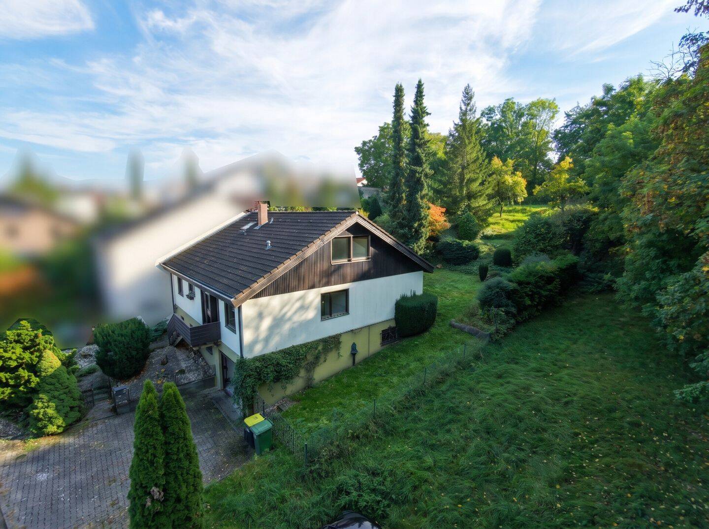 Weitläufige Doppelhaushälfte in Top-Lage von Schwieberdingen mit traumhaftem Garten, 71701 Schwieberdingen