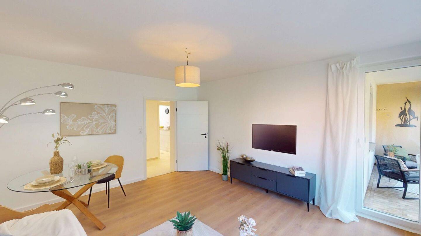 WOHNQUALITÄT AM HEIDBERGSEE – KERNSANIERTES 3-ZIMMER-ZUHAUSE MIT BALKON, 38124 Braunschweig (Braunschweig Heidberg Leiferde Melverode Stöckheim)